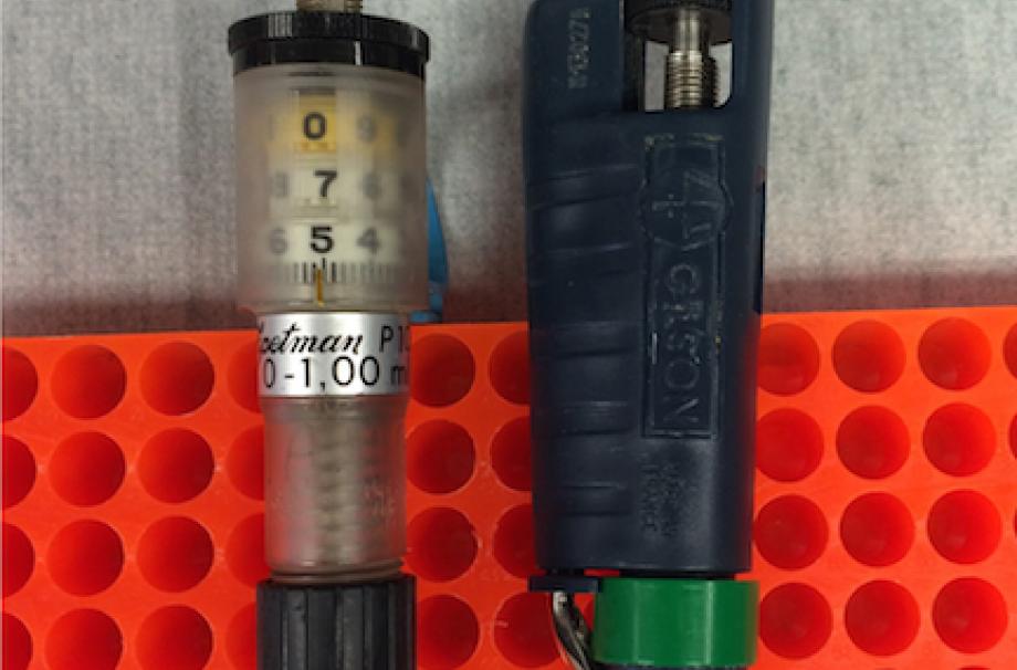 1980's version (L), modern version (R) of P1000